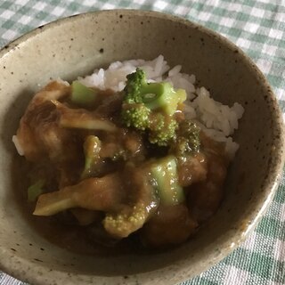 ブロッコリーチーズカレー